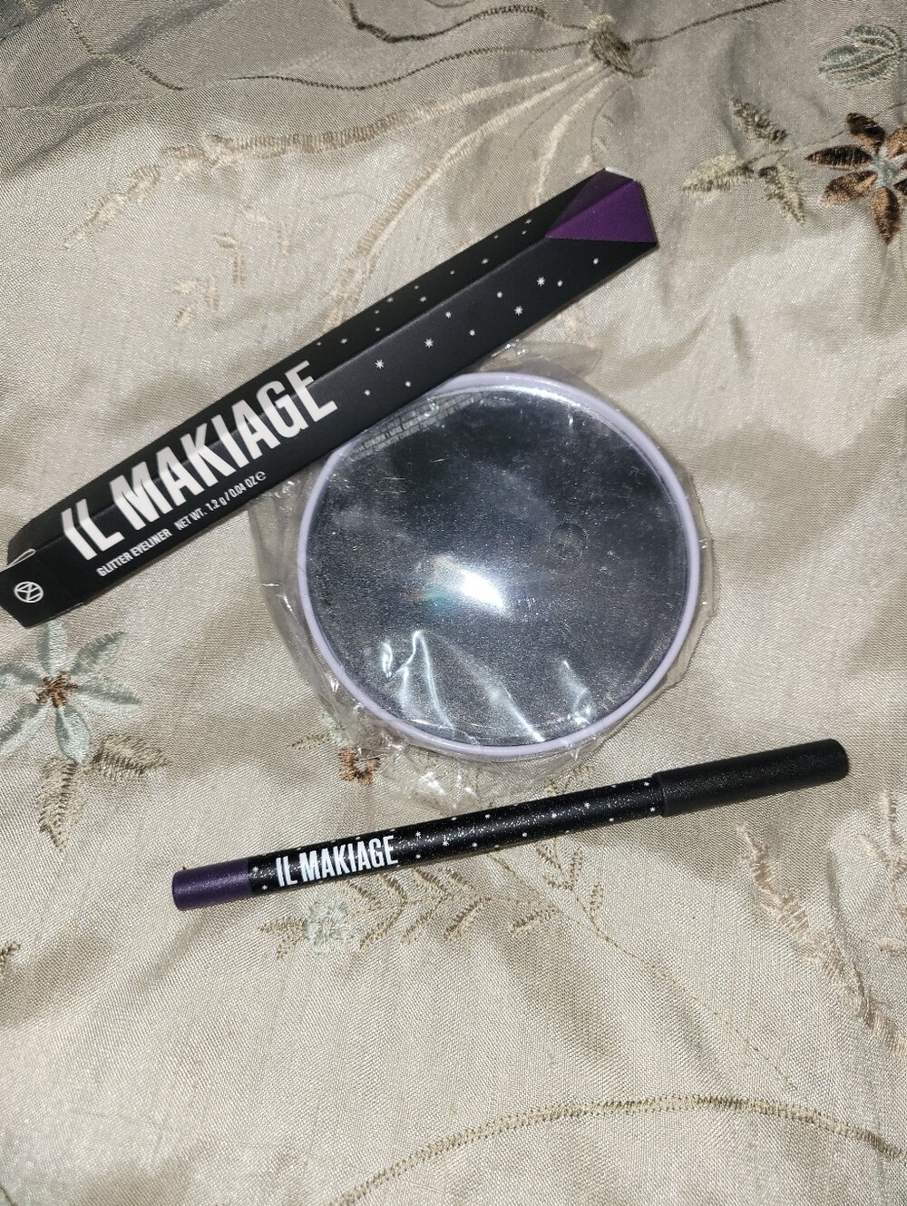 IL MAKIAGE Purple Glitter Eyeliner Pencil